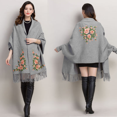 Capa Bordada para Mujer - Abrigo Grueso Elegante con Detalles Artesanales - Image 9