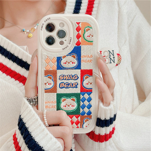 Funda para Celular Bordada con Osito y Conejito - Image 8