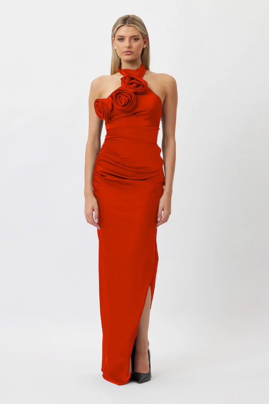 Vestido Largo Blanco con Halter Floral de Diseño Elegante - Image 22