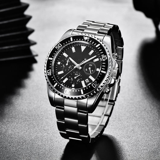 Reloj Deportivo de Acero Inoxidable con Luz Nocturna y Resistencia al Agua - Image 3