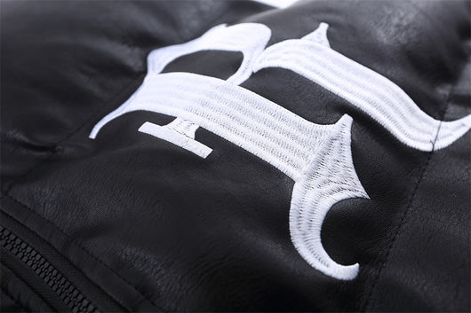 Chaleco de Algodón PU con Letras Bordadas para Hombre - Image 14