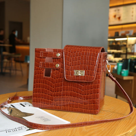 Bolso Crossbody con Diseño de Patrón de Piedra - Image 4