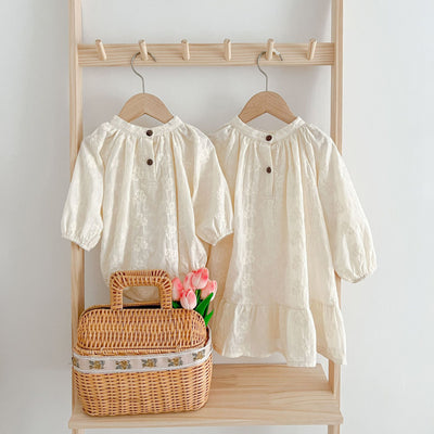 Enterizo Infantil con Bordados Delicados - Image 9