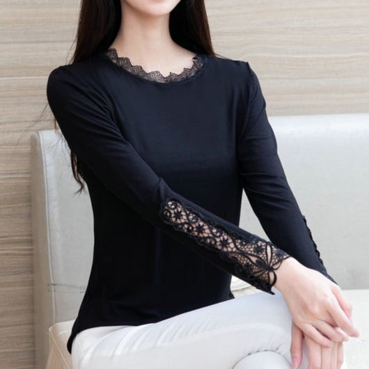 Blusa Negra Elegante Escote Profundo con Encaje y Mangas Largas - Image 2