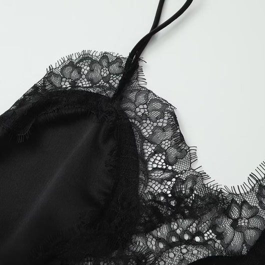 Blusa Elegante de Tirantes con Encaje Decorativo para Verano - Image 5