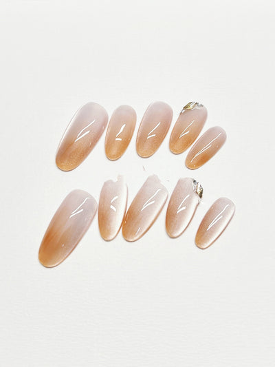 Pegatinas de Uñas Blancas de Temperamento Premium - Image 2