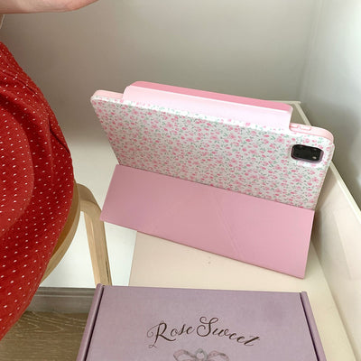Funda Protectora para iPad Pro 13 con Diseño Floral y Ranura para Lápiz - Image 10
