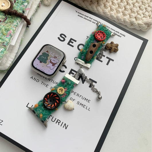 Pulsera Navideña de Peluche - Correa Festiva para Otoño e Invierno - Image 3