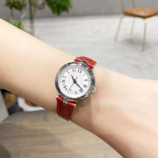 Reloj de Cuarzo con Correa de Acero y Esfera Romana Pequeña en Cuero - Image 22