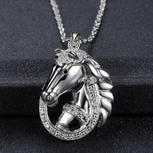Dije Caballo al Éxito - Collar Zodiacal Patrón Celestial para Hombre