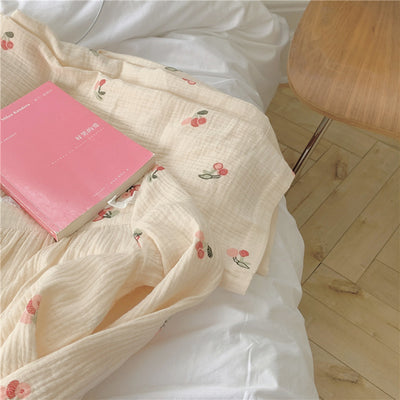 Pijama Largo de Algodón para Mujer con Encaje Floral - Image 13