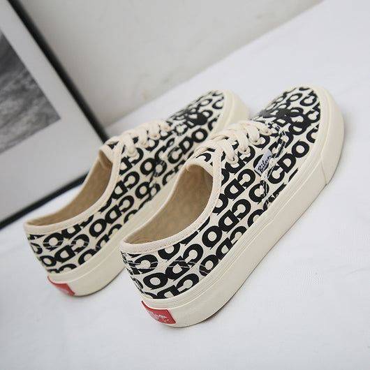 Zapatillas de Lona para Parejas con Letras - Diseño Casual Unisex - Image 4