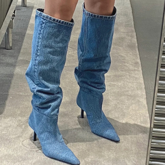Colección de Botas Vaqueras y Tacones para Mujer