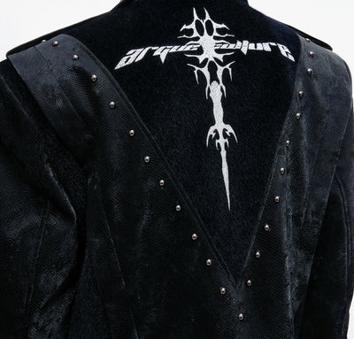 Chaqueta de Cuero Corta con Remaches y Bordado - Image 5