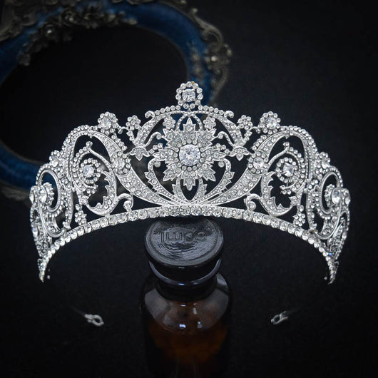 Corona Nupcial de Circón - Tocado Elegante para Novias - Image 8