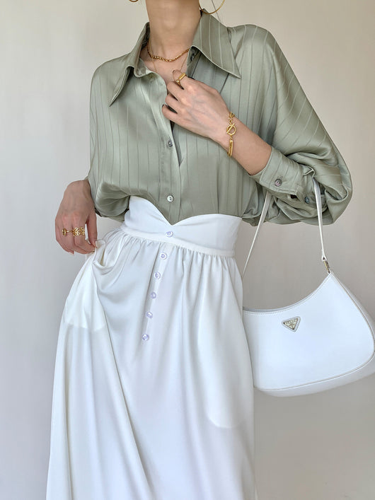 Camisa de Satén Elegante con Diseño Sofisticado - Image 4