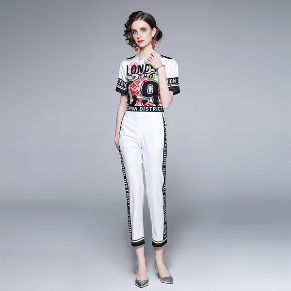 Conjunto Estampado Slim: Remera y Pantalón Capri