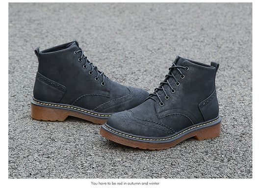 Botas Martin de Cordones en Encaje Británico para Mujer - Image 11