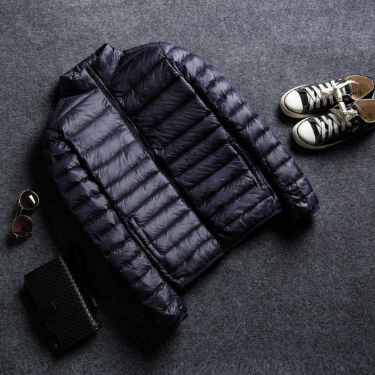 Chaqueta Acolchada Ultraligera con Capucha y Cuello Parado para Hombre - Image 9