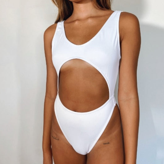 Traje de Baño Elegante de Una Pieza con Detalles en Contraste