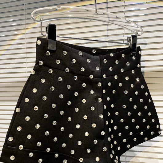 Shorts Femeninos con Cristales de Diamante y Grano Grande - Image 5