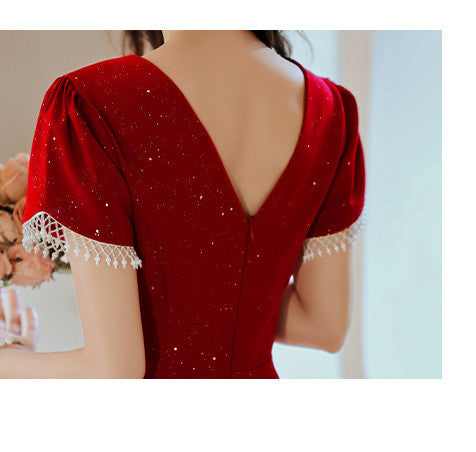 Vestido de Novia Vino Tinto Toast Bride - Diseño Elegante para Compromisos y Bodas - Image 11