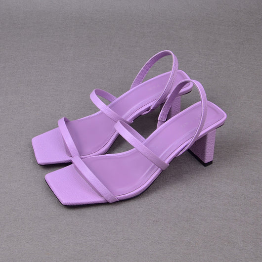 Sandalias de Tacón Cuadrado en Cuero con Diseño Minimalista - Image 12