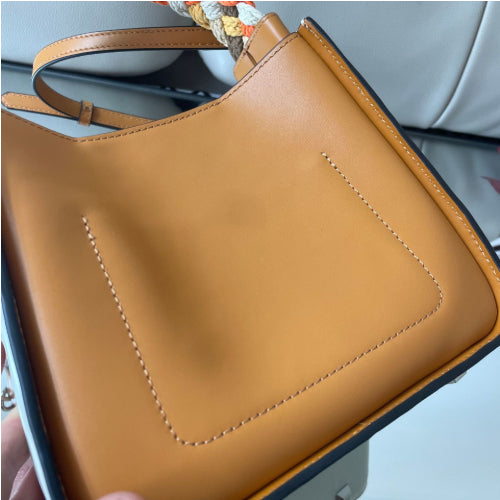Bolso Crossbody Cuero Vacuno Pequeño Cuadrado - Image 5
