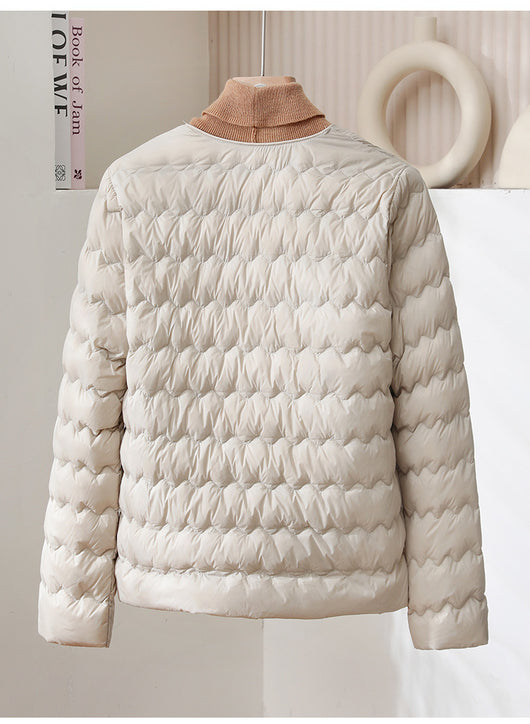 Chaqueta Corta Acolchada para Mujer con Cuello Fruncido - Image 26