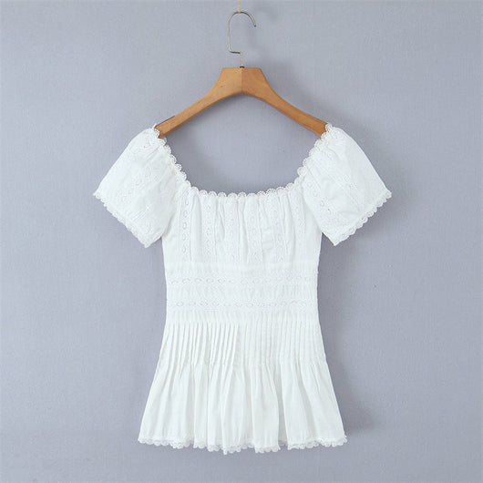 Blusa Elegante de Encaje Francés Confeccionada a Mano con Pliegues y Parches - Image 8