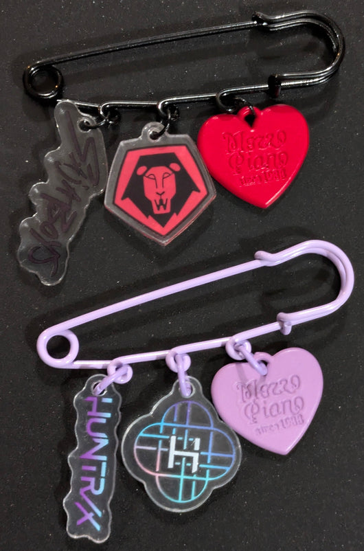 Broche de Seguridad K-POP DEMON HUNTERS - Amuleto Coleccionable
