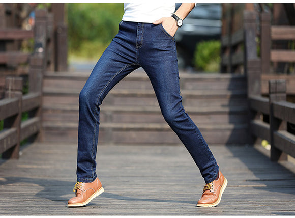 Jeans Rectos con Elasticidad