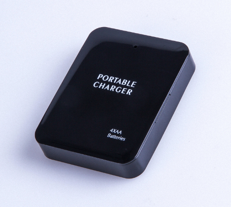 Powerbank Portátil 4 Baterías AA - Cargador USB de Emergencia Multicolor