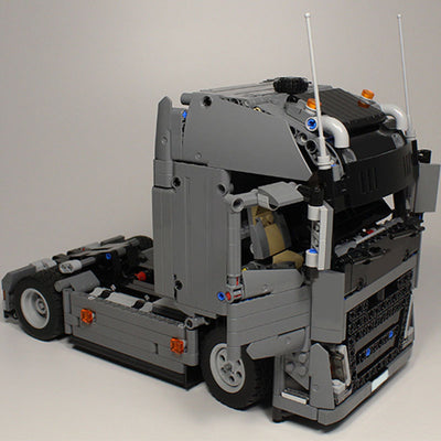 Modelo de Camión Trailer en Bloques de Construcción - Image 11