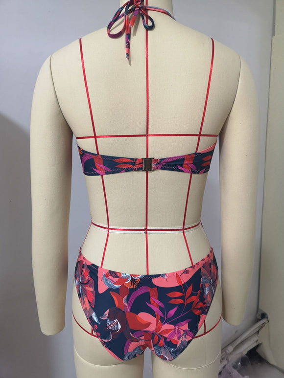 Traje de Baño Escotado Sensual