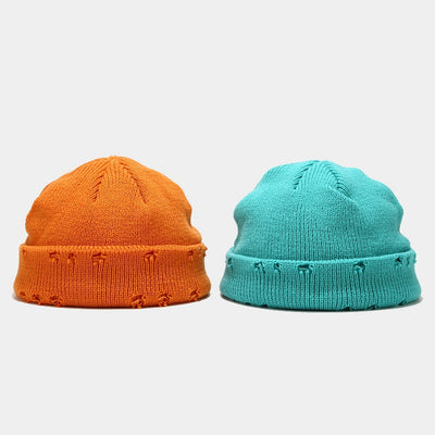 Gorro de Lana Tejida con Perforaciones - Image 2