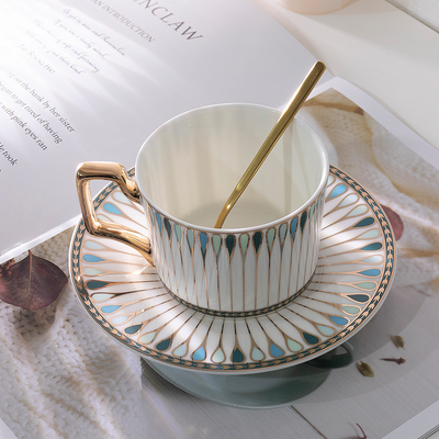 Taza de Té Inglés de la Tarde - Image 4