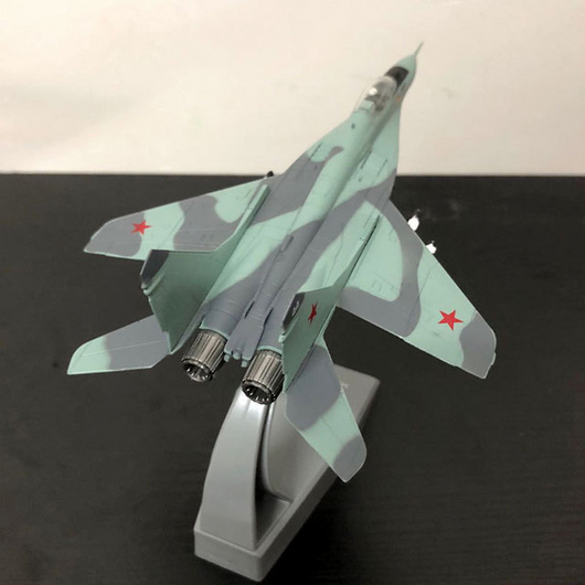 Maqueta de Caza MIG-29 - Réplica Detallada de Colección - Image 25