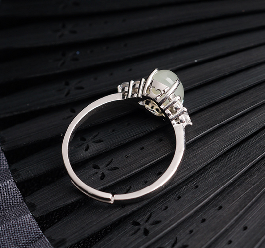 Anillo Ajustable de Piedra de Luna y Jade en Plata 925 - Image 2
