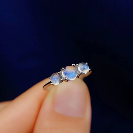 Anillo de Plata con Piedra Luna Azul Natural - Image 2