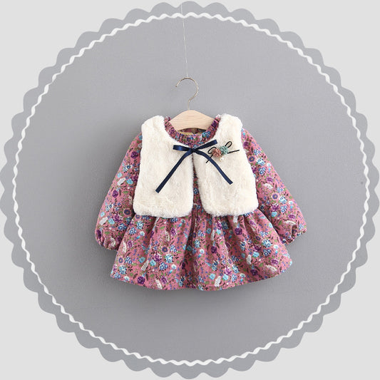 Conjunto de Falda y Blazer para Niñas con Detalles de Terciopelo