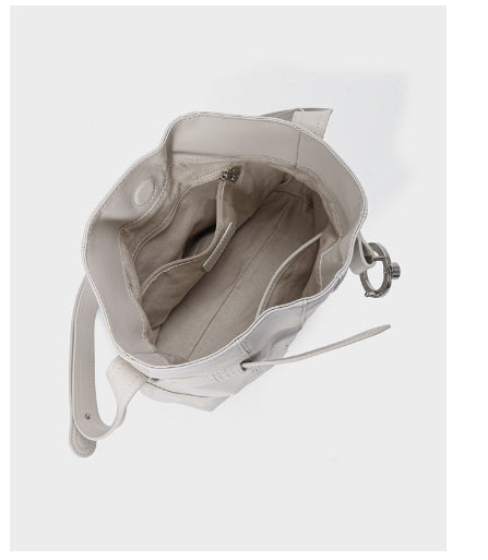 Bolso Bucket de Cuero Genuino con Costura Artesanal - Image 4