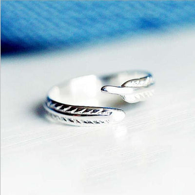 Anillo de Plumas Elegante y Minimalista - Image 6
