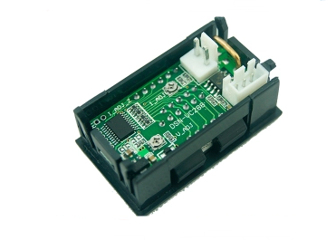 Medidor Digital Dual DC 0-100V/10A con Pantalla LED de Voltaje y Corriente - Image 4