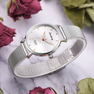 Reloj de Cuarzo con Diseño Estampado - Image 10