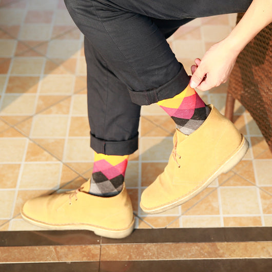 Calcetines Largos de Algodón para Hombre con Diseño de Diamantes Coloridos - Image 3