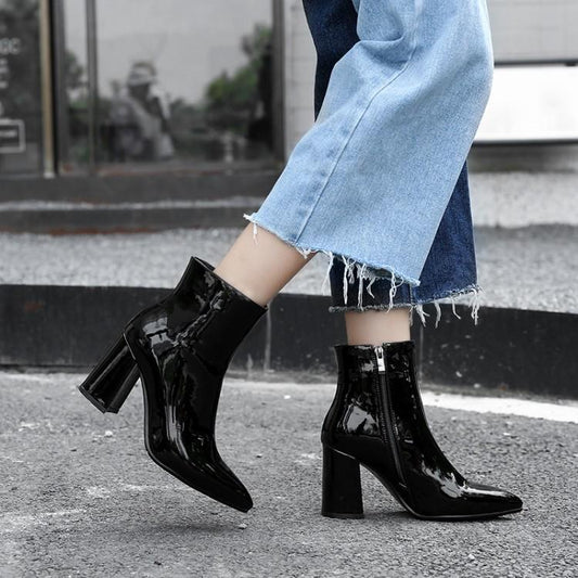 Botas Cortas Talla Grande con Tacón Grueso en Oro y Plata - Image 2