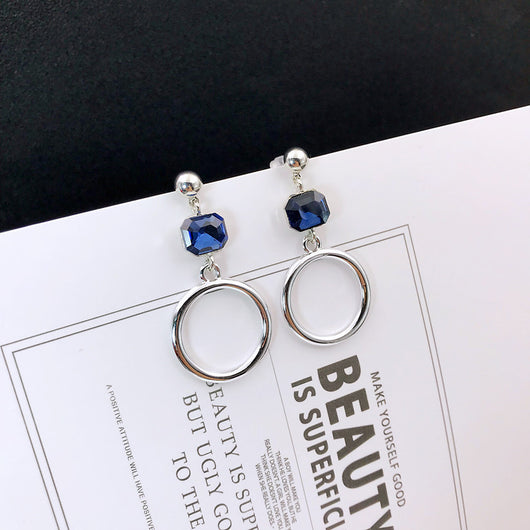 Aretes Coreanos Asimétricos con Flor de Perla y Moño - Image 17