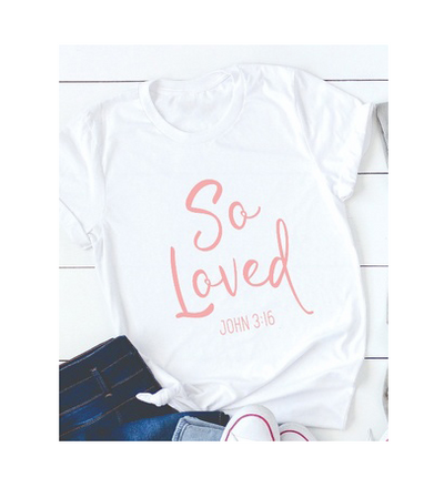 Playera SO LOVED con Alfabeto Inglés para Hombre y Mujer - Image 3