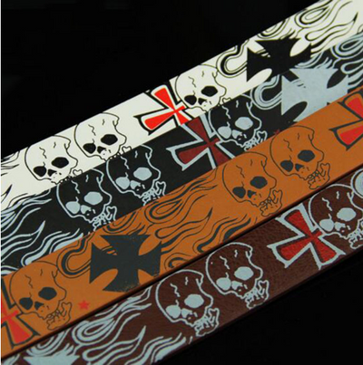 Cinturón de Cuero con Estampado Calavera Funky